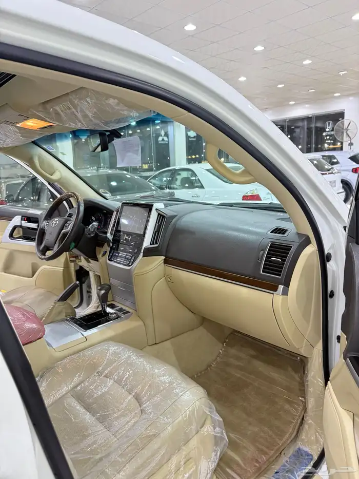 في اكس ار 2016 رقم 1 40