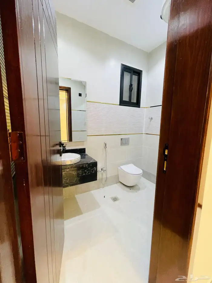 للبيع شقق تمليك ارضي بحوش مدخل سياره 6 غرف بسعر 550 الف 17