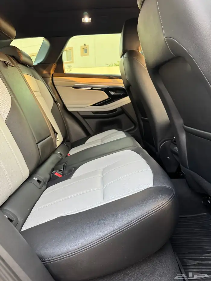 لاندروفر ايفوك 2022 أعلى فئة وارد الناغي 18