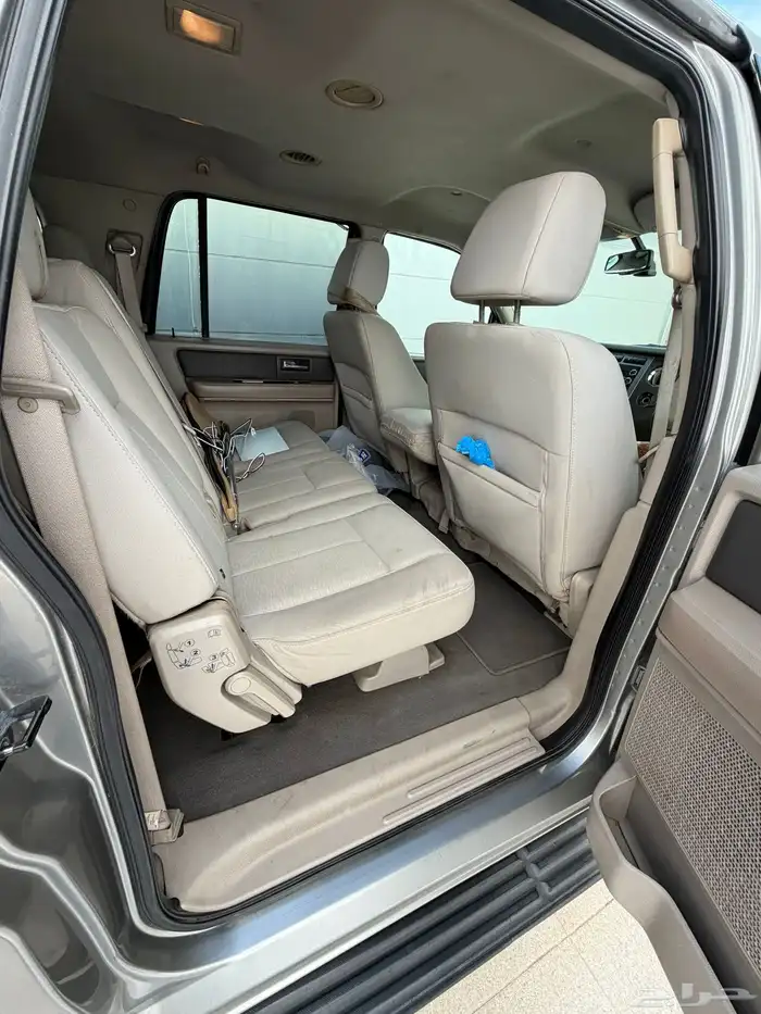 اكسبيدشن مديل 2008 نظيف 10