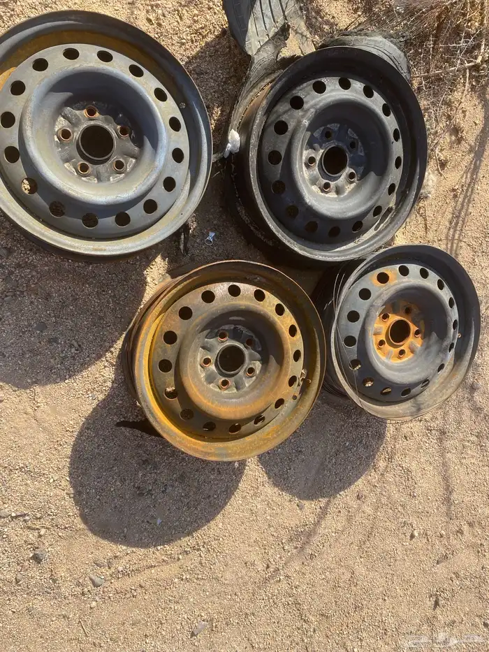 جنوط كامري من مديل 2011 للبيع 0