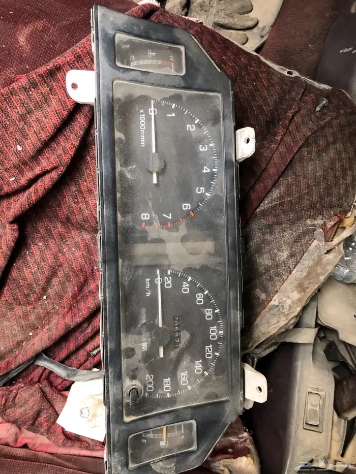 للبيع قطع كرسيدا 1