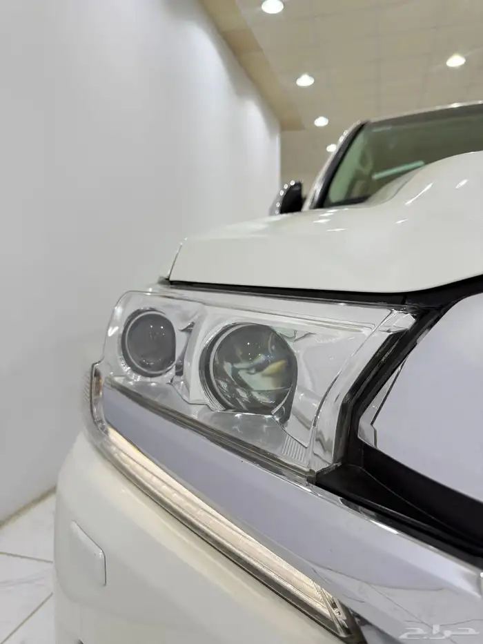 في اكس ار 2016 رقم 1 12