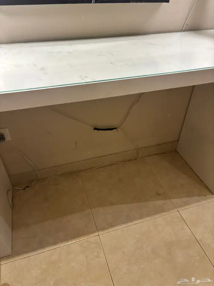 طاولة زينة ايكيا 4