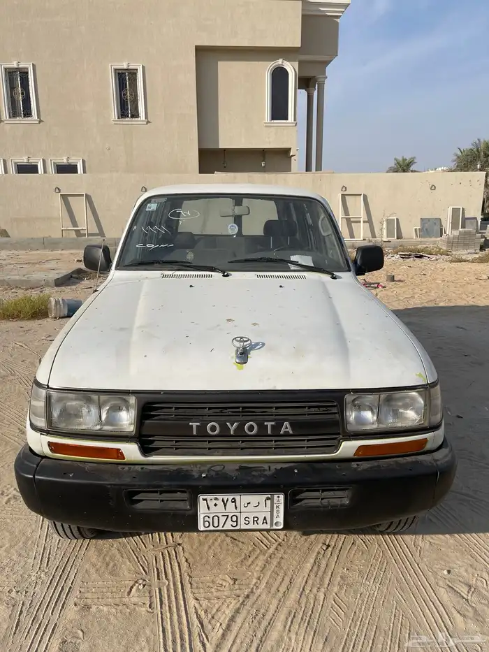 لاندكروزر 1991 ( مخزن ماشي 26 الف ) على الشرط 2