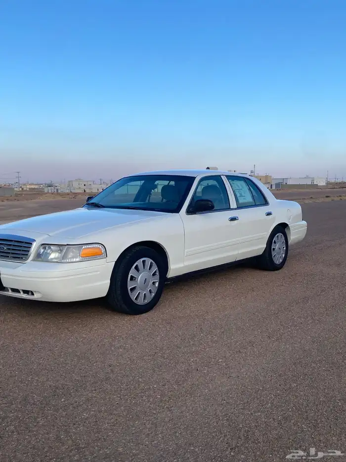 كراون فكتوريا 2010 بوليسي 0