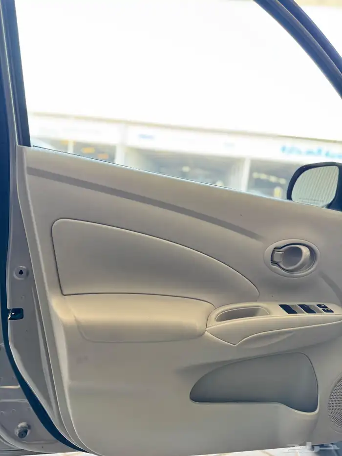 نيسان صني 2023 فل 4