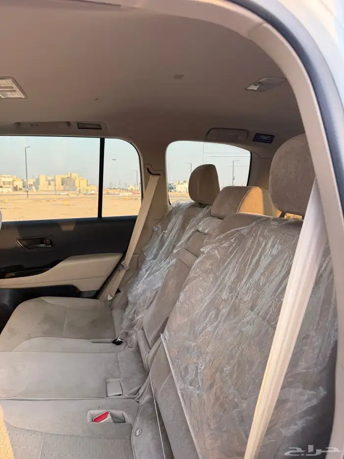 تويوتا لاندكروزر 2023 ديزل دبل L3 26