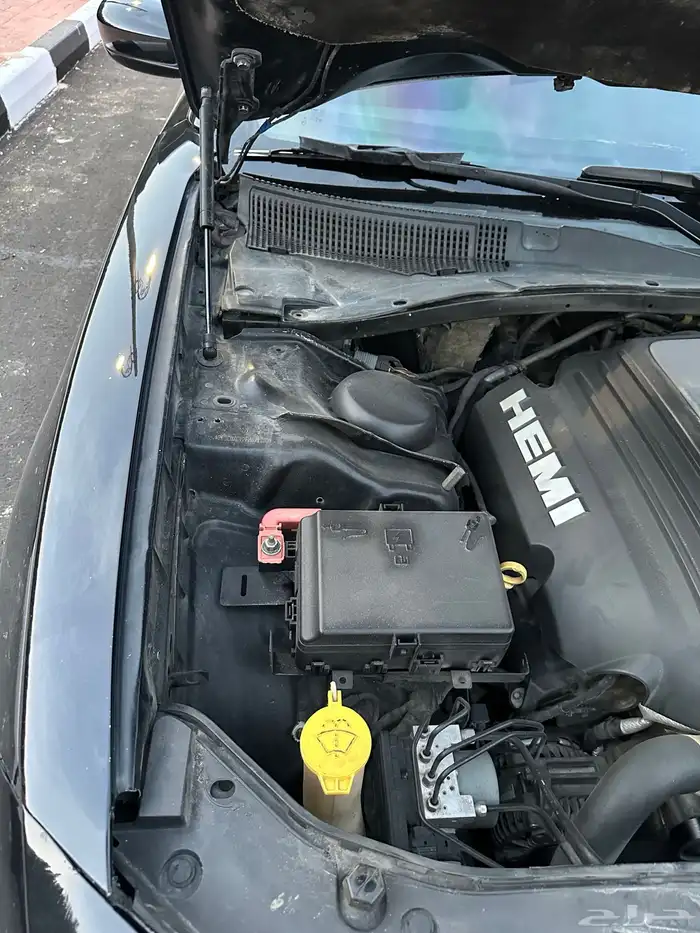 للبيع دوج شارجر 2015 لون اسود كرستال 10