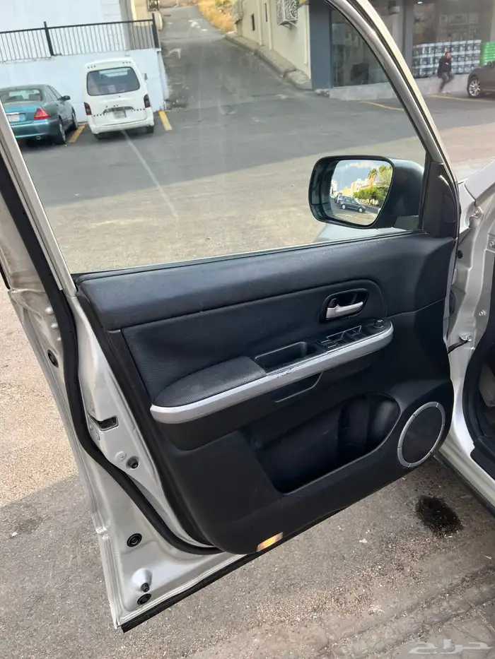 سوزوكي جراند فيتارا 2008 31