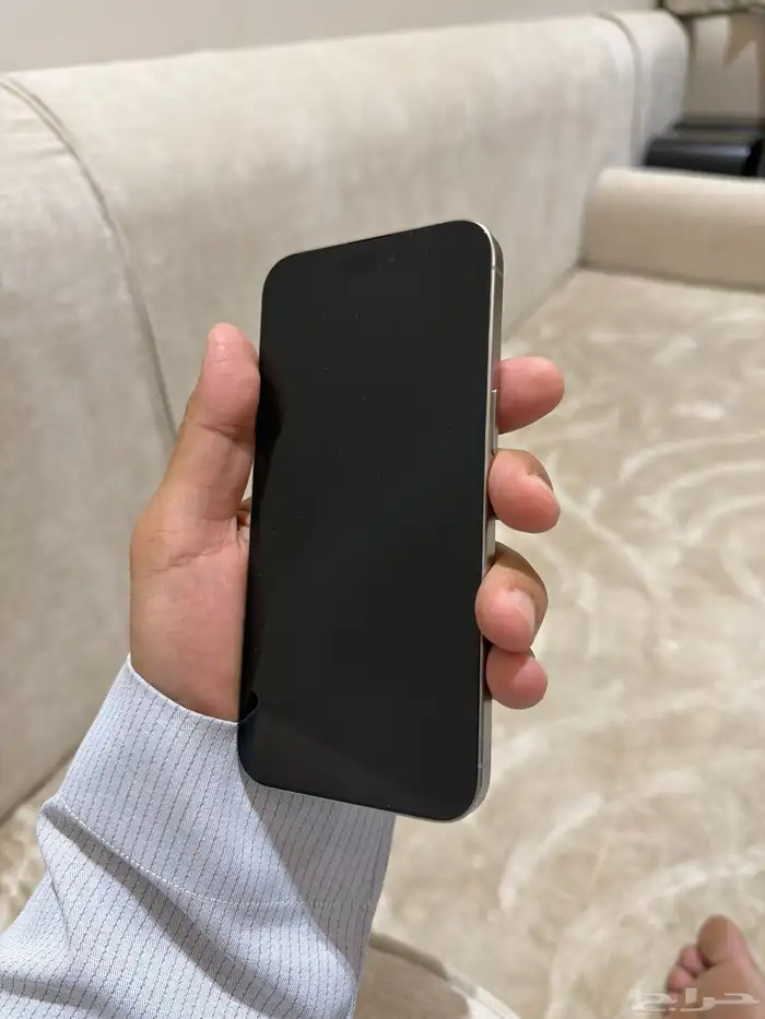 جوال ايفون 15 برو ماكس تيتانيوم نظيف 3