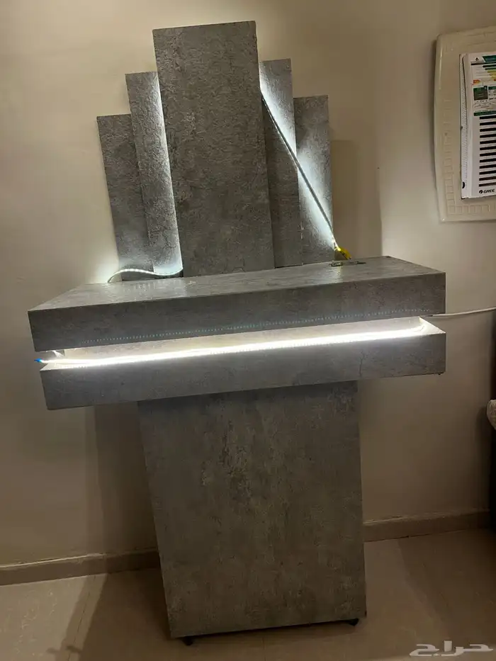 دولاب خطوبة وملكة نظيف للبيع 0