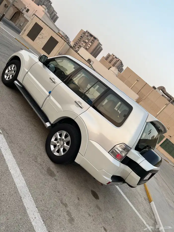 للبيع باجيرو 4