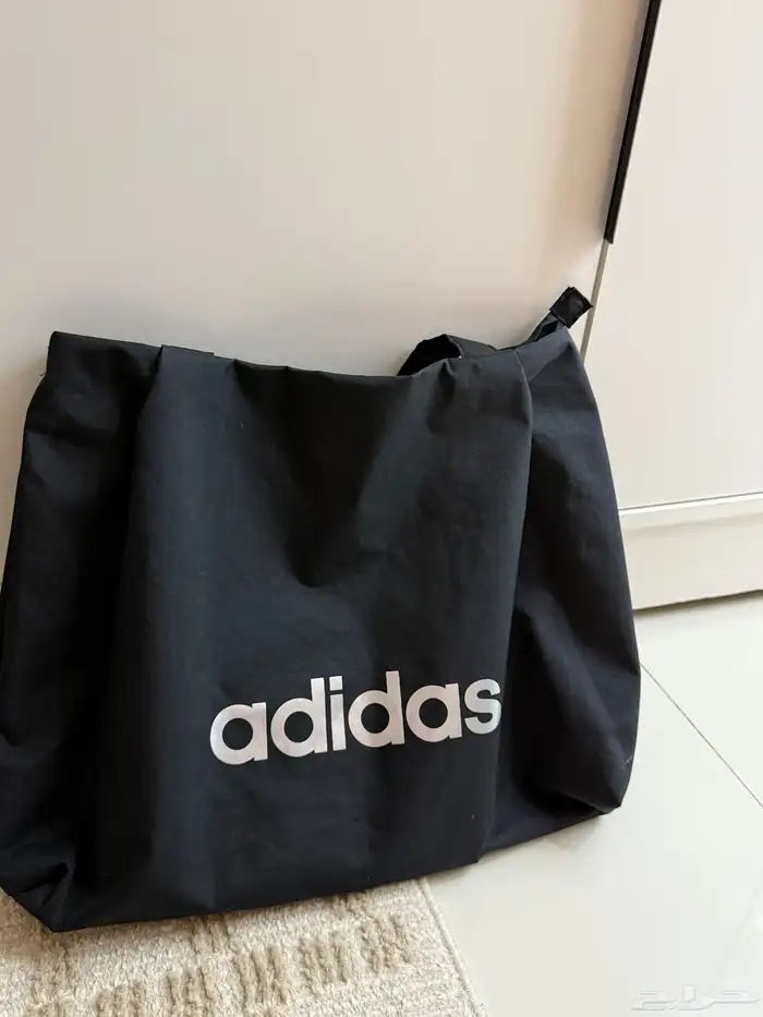 اجهزه اكياس شنطه سجاد طابعه طاوله 4