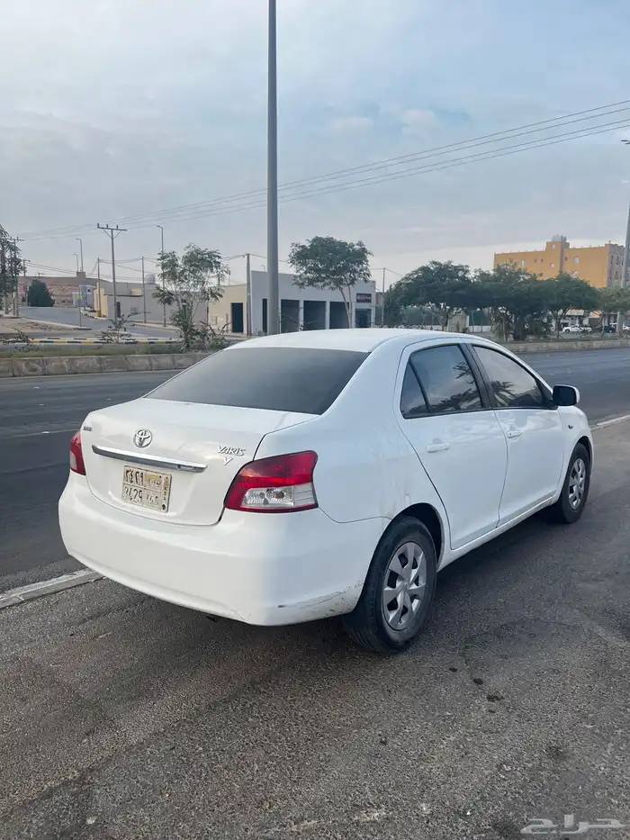 يارس للبيع 2012 2