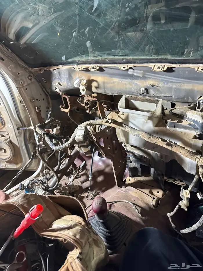 هايلوكس الفين واحد تشليح قطع كامله 1