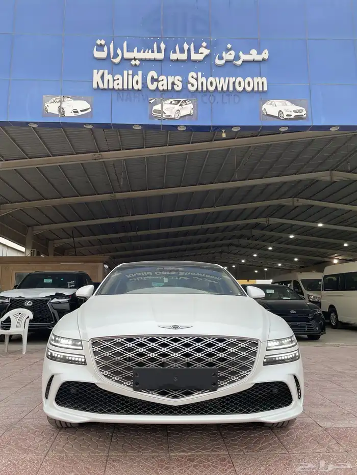 جينسس G80 برستيك 2026 متوفر لون ابيض واسود 2