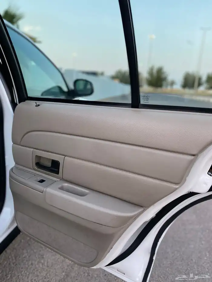 فورد كراون فكتوريا 2011 وكالة 21