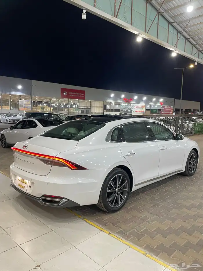 ازيرا موديل 2023 فل كامل V4 8