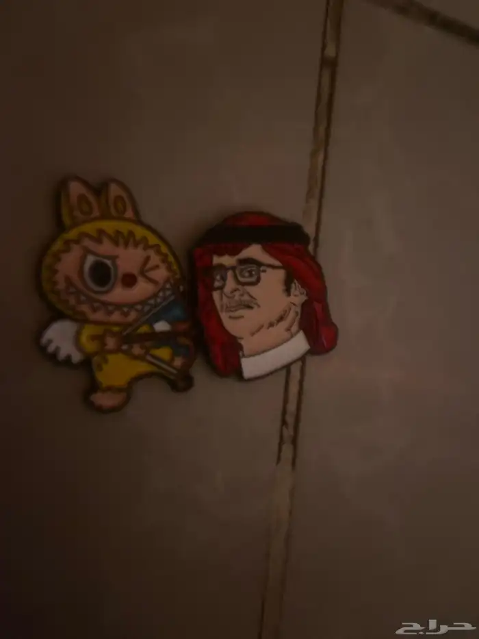 ملصقات جوال سعره 50 بس 1