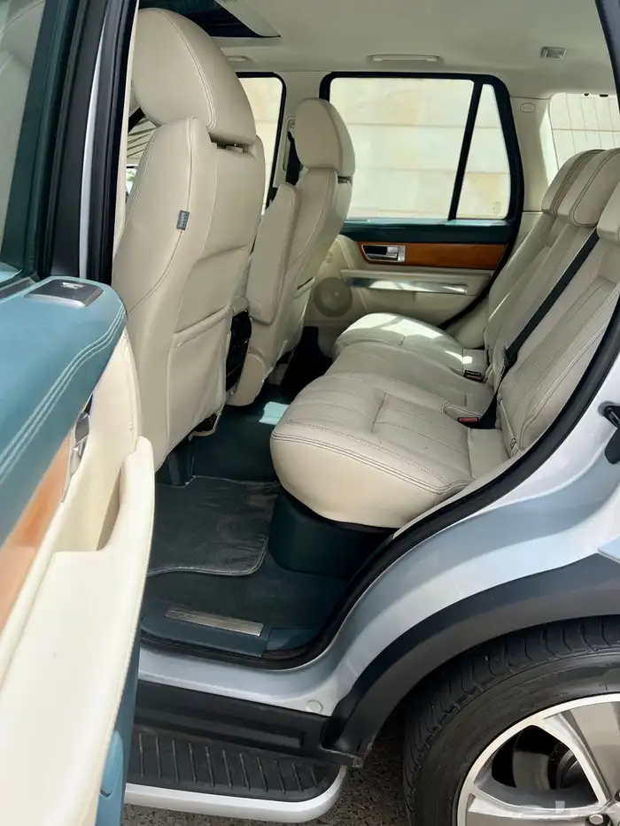 رنج روفر للبيع او البدل نظيف جدا 30