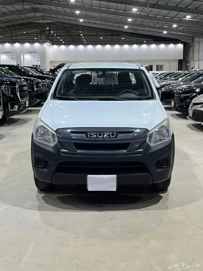 اسيوزو 2020 غمارتين عداد قليل ديزل بدون دبل سعودي 0