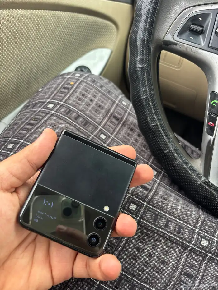 سامسونج جالكسي فليب 3 نظيف جدا 6