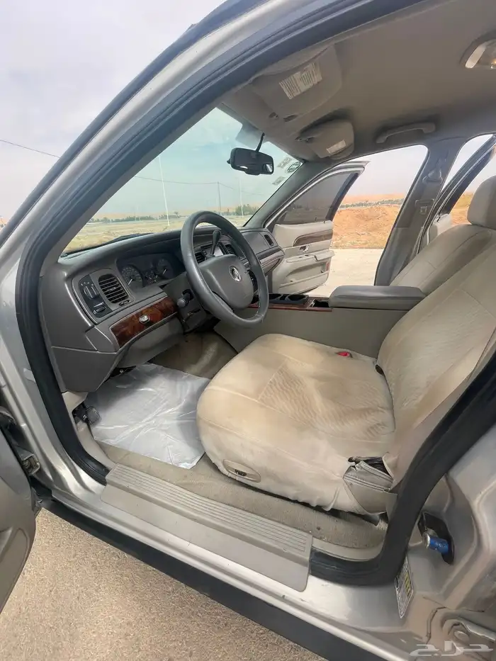 للبيع فورد ماركيز 2010 14