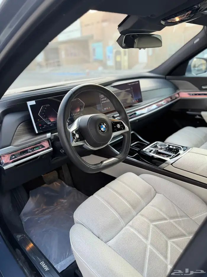 BMW 735i 2023 7