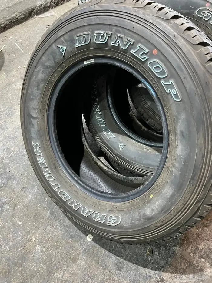 كفرات دنلوب وكاله جيب مقاس 285 65 17 14