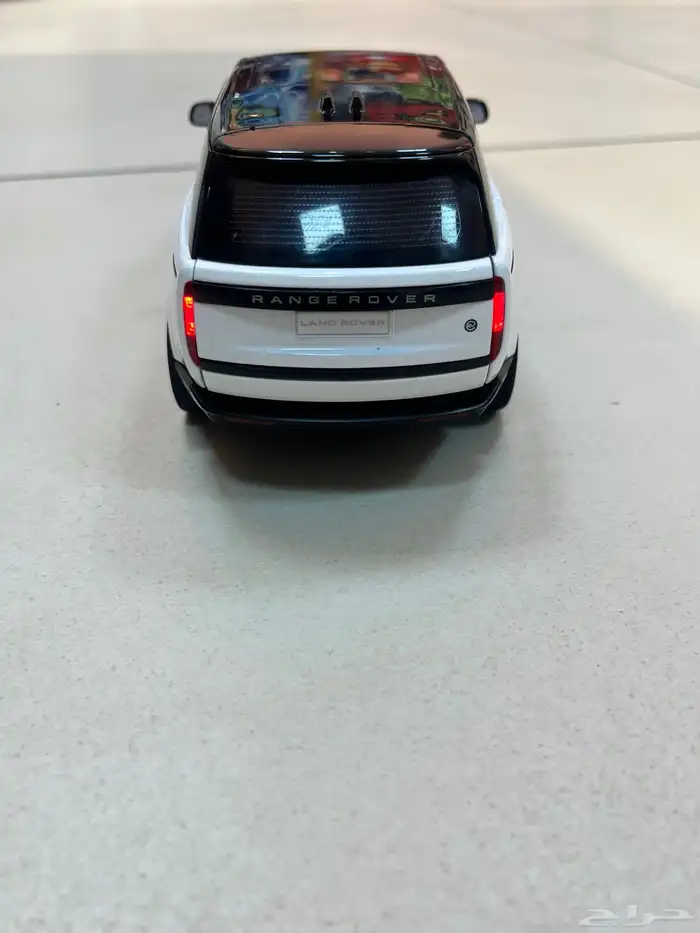 رنج روفر وعدة سيارات 2