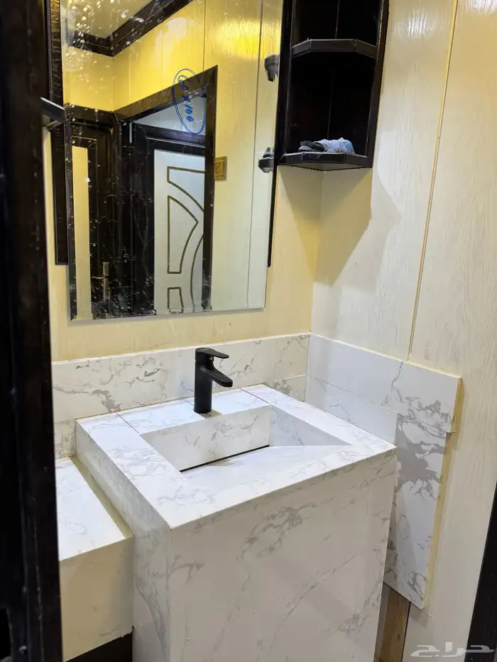 للبيع كرفان طوله 21 محورين الكرفان شغل شخصي 5