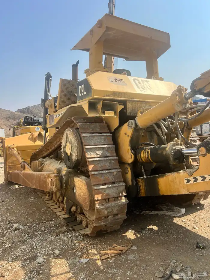 بلدوزر D9L 4