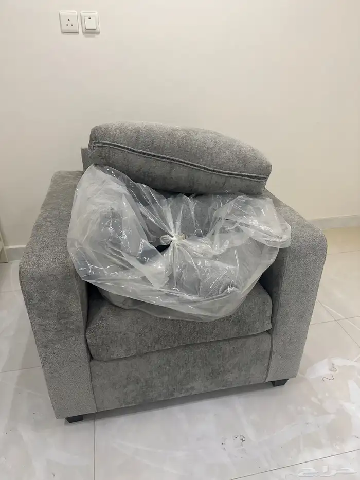 كنب نظيف استخدام شهر 5 قطع ب2000 ريال 1