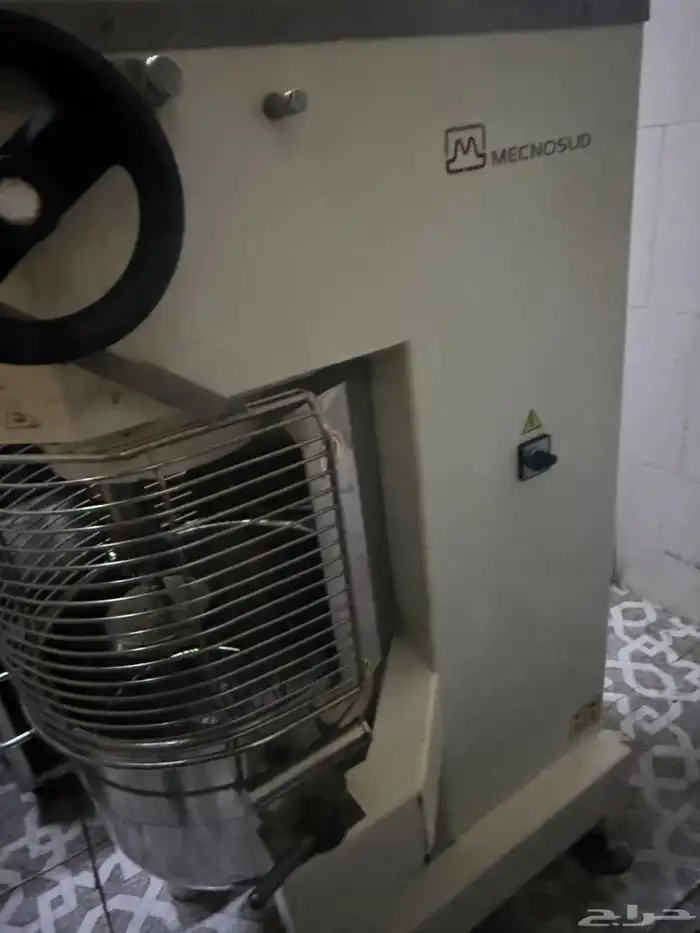 مضرب إيطالي 30 لتر نظيف علي الشرط 0