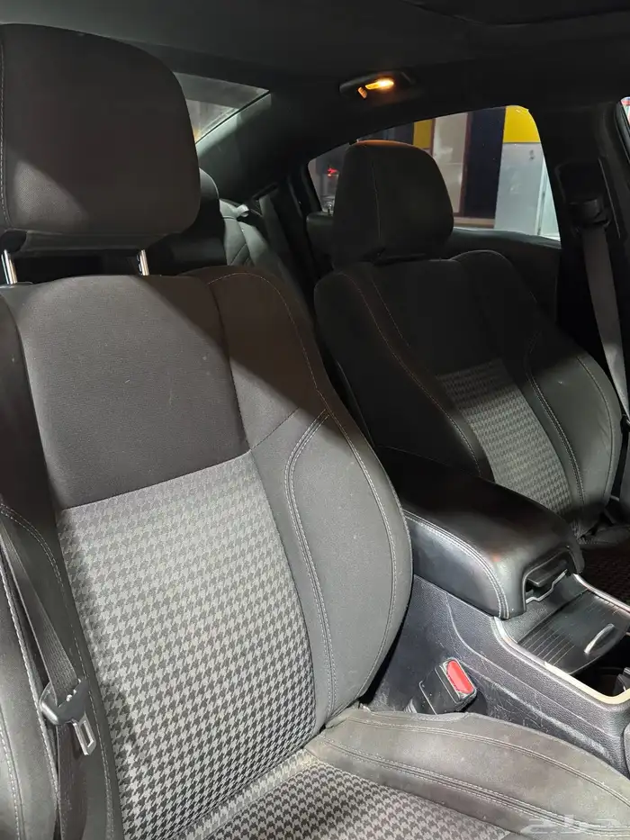 دوج تشارجر 2018 RT 7