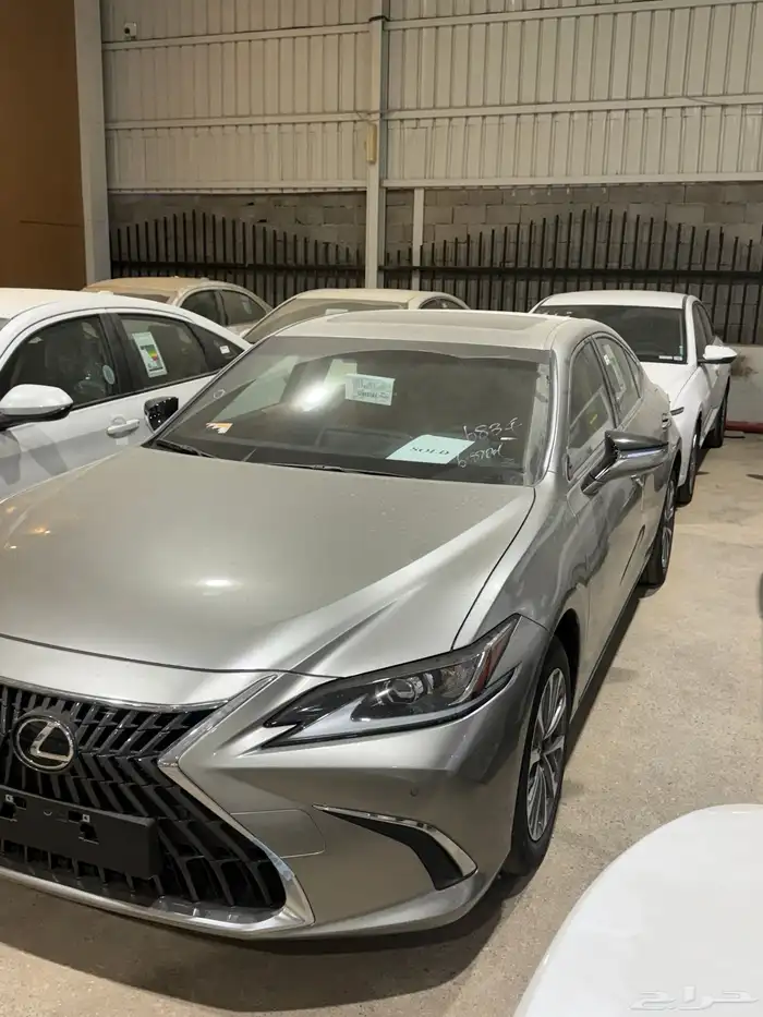 لكزس اي اس ES250. موديل 2025 1