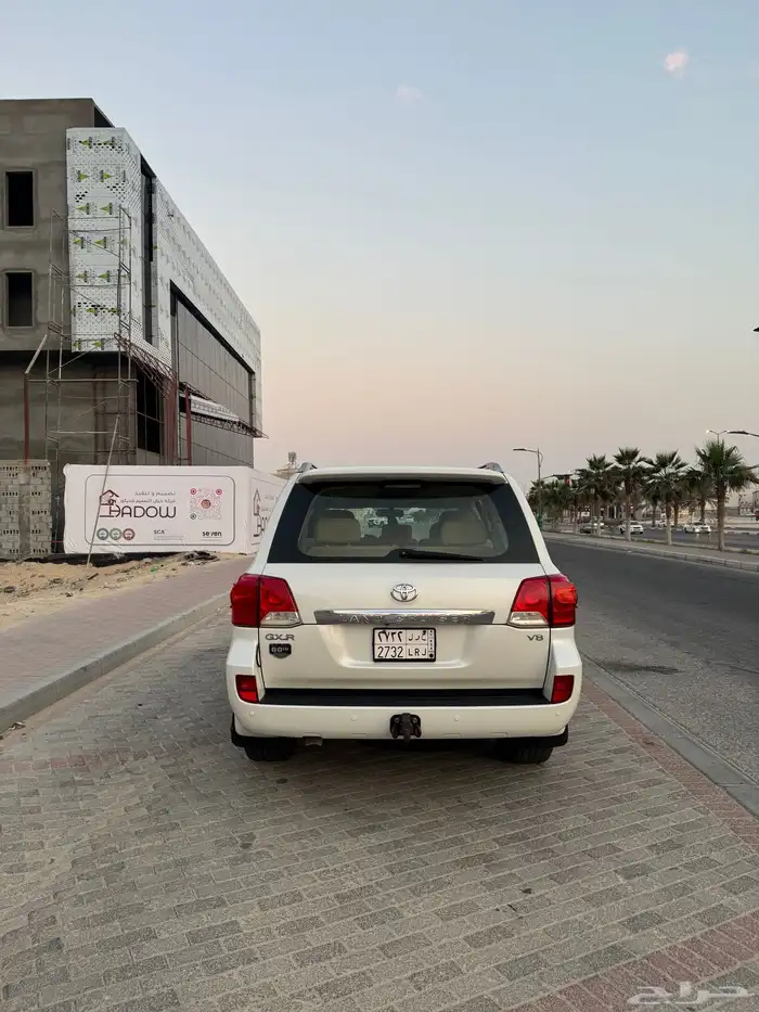 تويوتا لاندكروزر جي اكس ار 2015 فل كامل 3