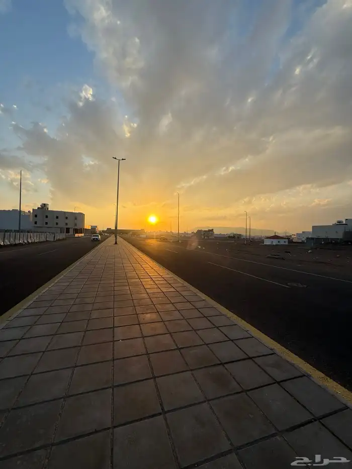 للبيع ارض تجار ية في مخطط النبلاء مساحة 660م 6