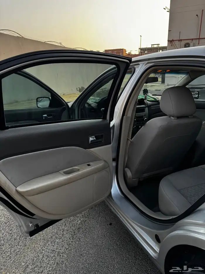 فورد فيوجن 2012 6