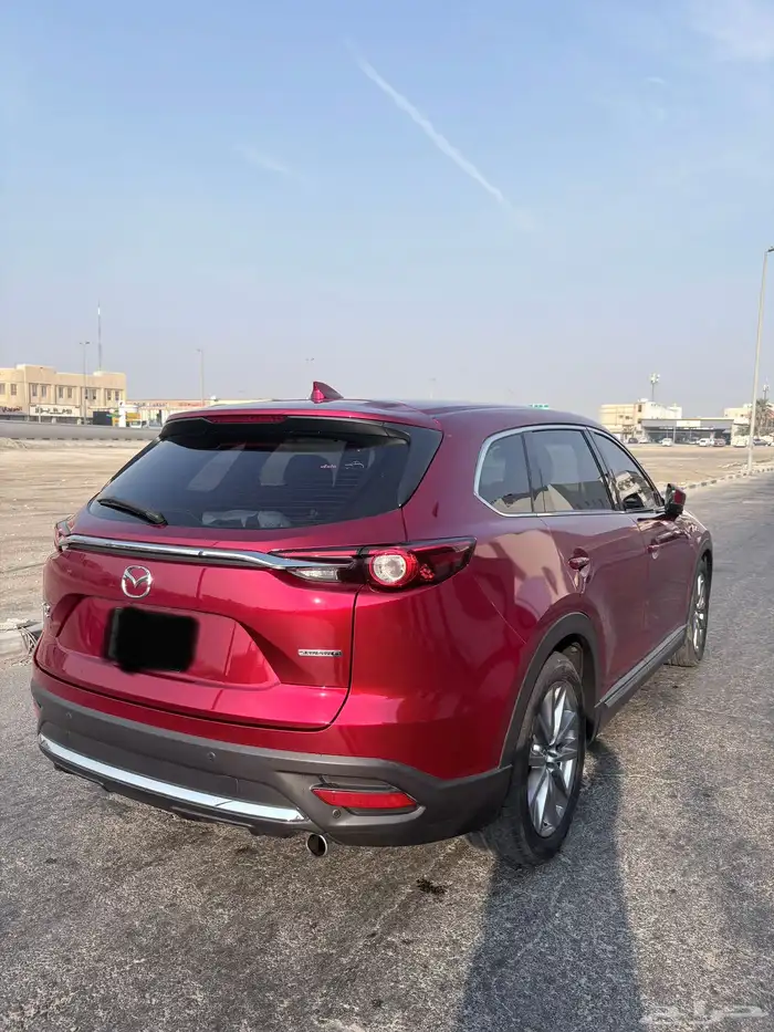 مازدا CX 9 لون احمر موديل 2021 4