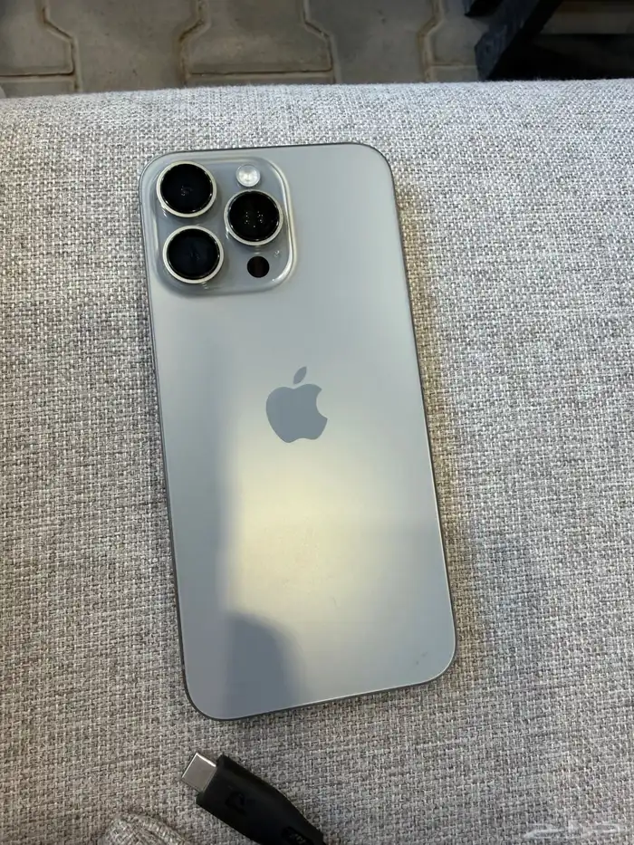 ايفون 15 برو ماكس 0