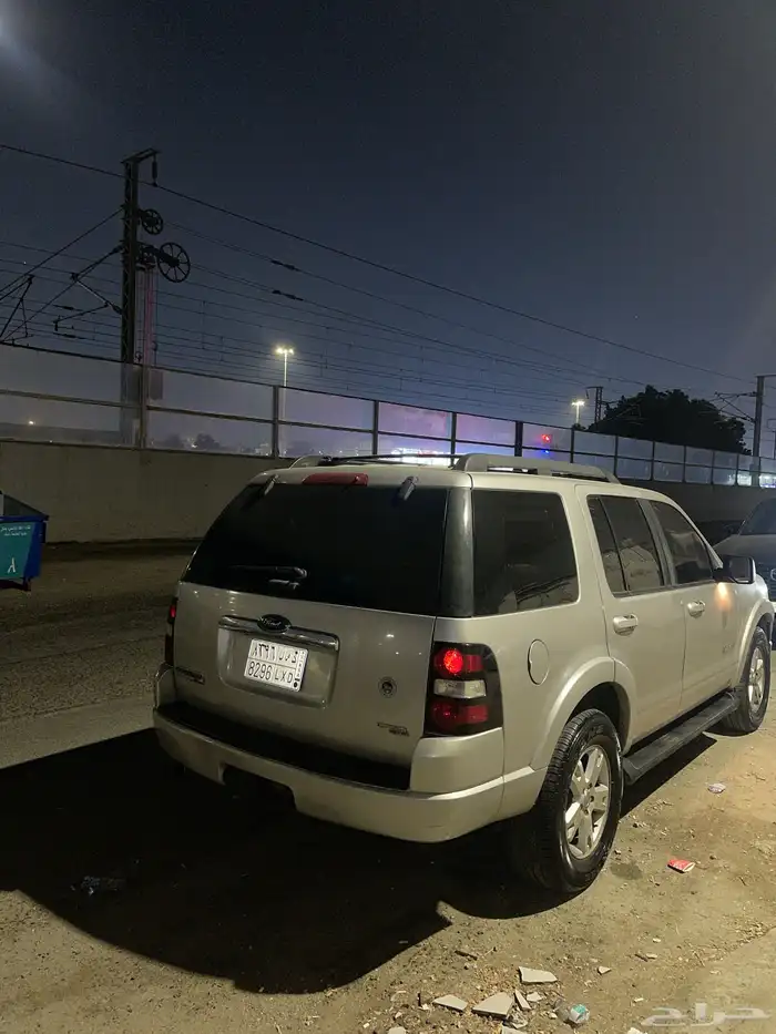 فورد اكسبلورر 2008 للبيع 2