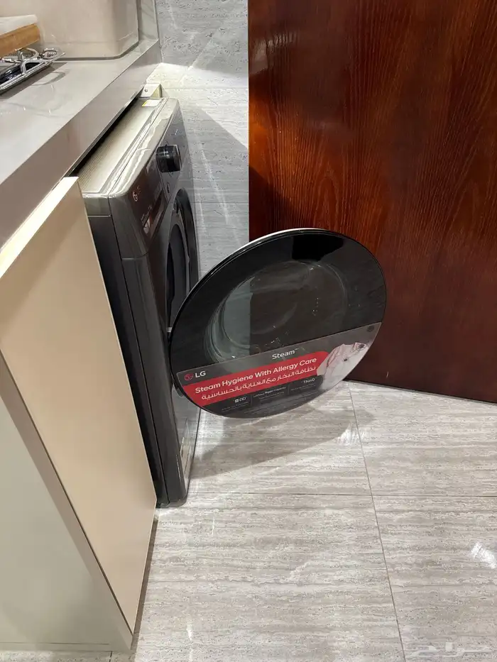 غسالة ملابس LG جديدة لم تستخدم 4