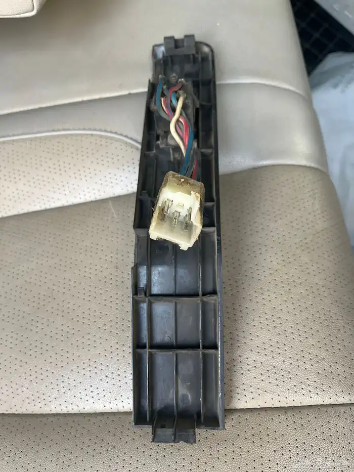 سوتش قزاز باترول من 90 إلى 94 1