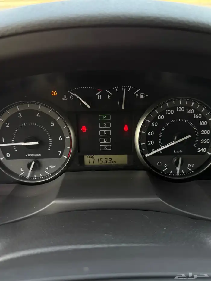 للبيع تويوتا لاندكروزر 2020 - 6 سلندر - بحالة الوكاله 14