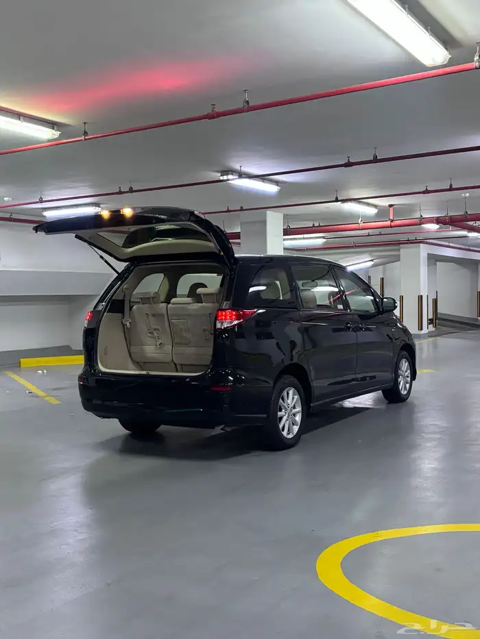 للبيع تويوتا بريفيا 2013 نظيف ممشى 130 9