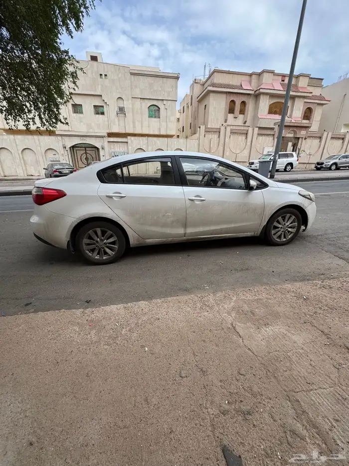 كيا سيراتو 2015 3