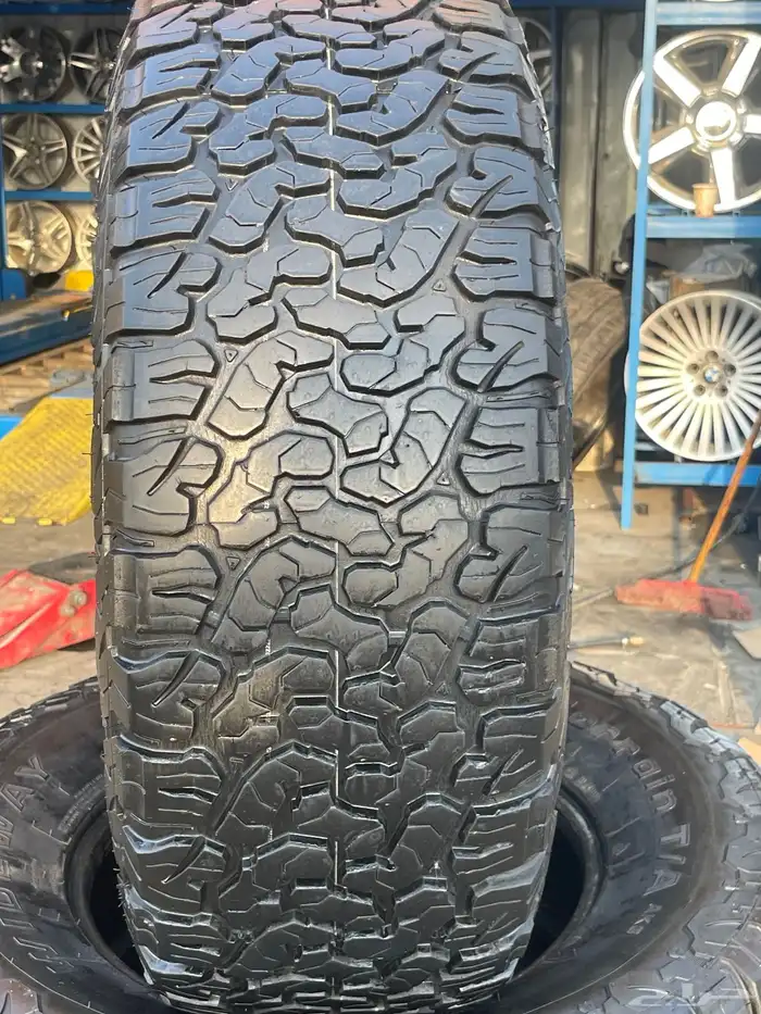 طقم كفرات حجري 285 70 17 0