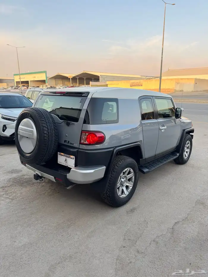 للبيع تويوتا إف جي 2021 - ون مطور - بحالة وكاله 3